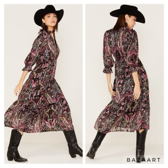 NWT REVEL FLORAL Dress Size  Medium - Picture 1 of 16